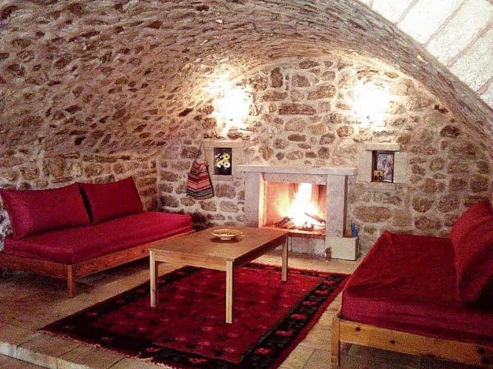 Kristi'S Homes - "Beautiful Dome" In Dimitsana Eksteriør billede
